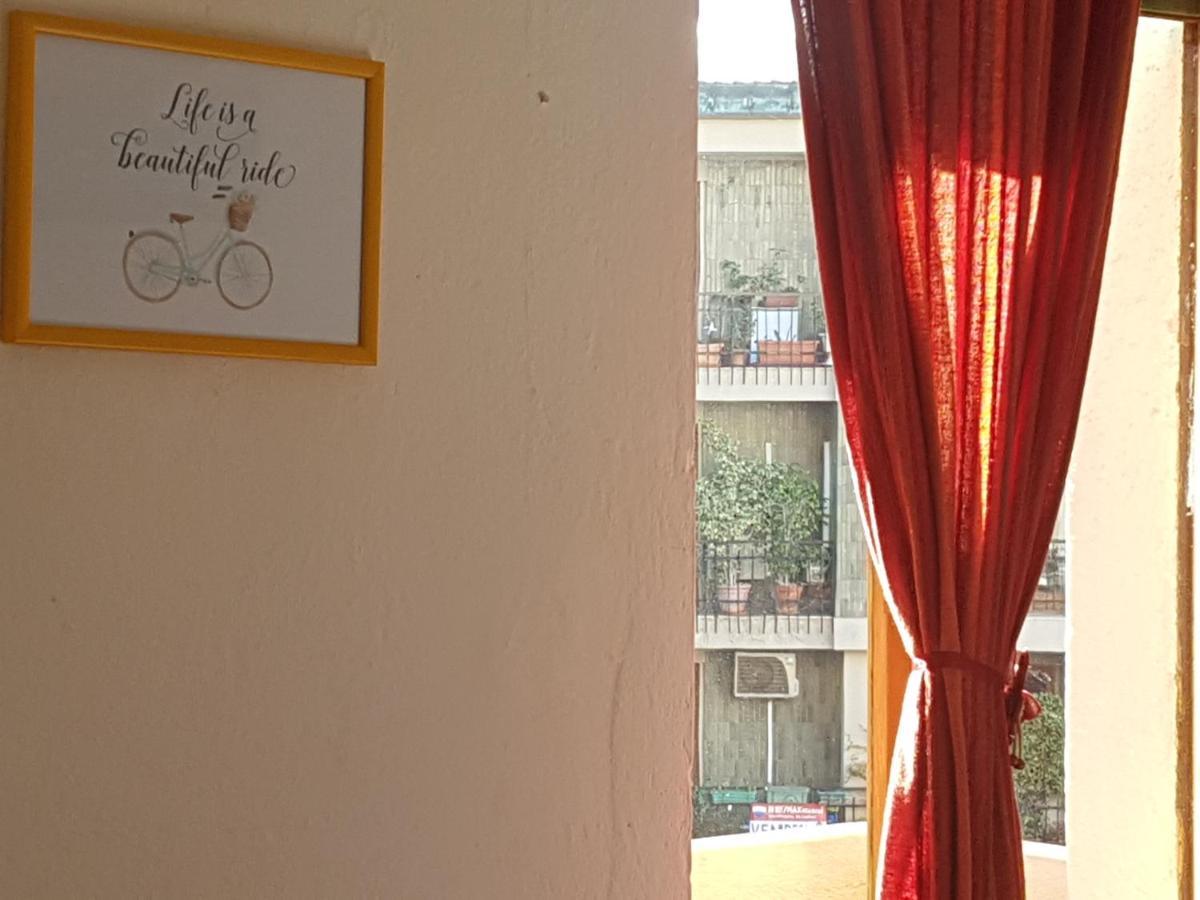 Milhouse Bed & Breakfast Cagliari Bagian luar foto